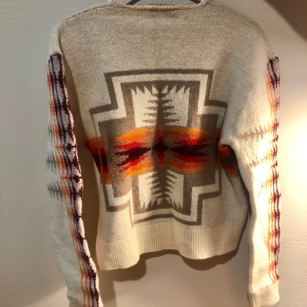 Pendleton women’s crop sweater